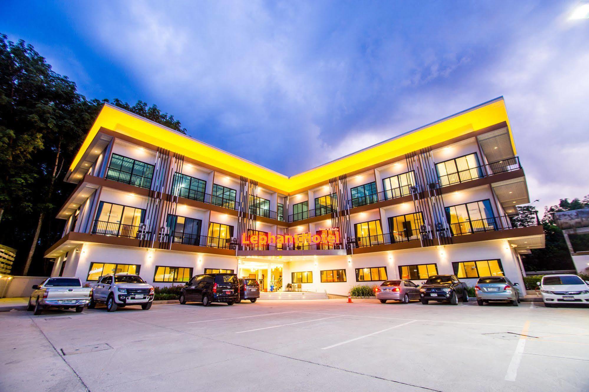 The Lephant Hotel Surat Thani Exterior foto
